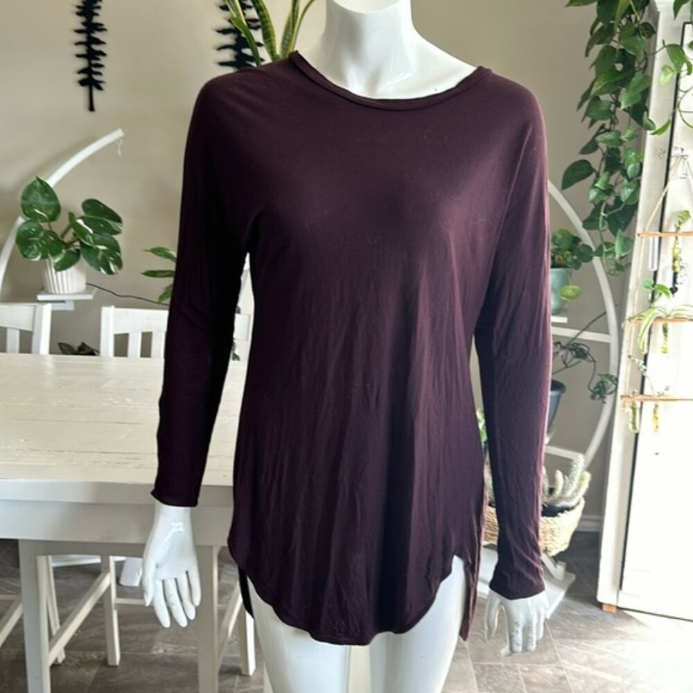 Wilfred Aritzia maroon be back long sleeve shirt rayon size small